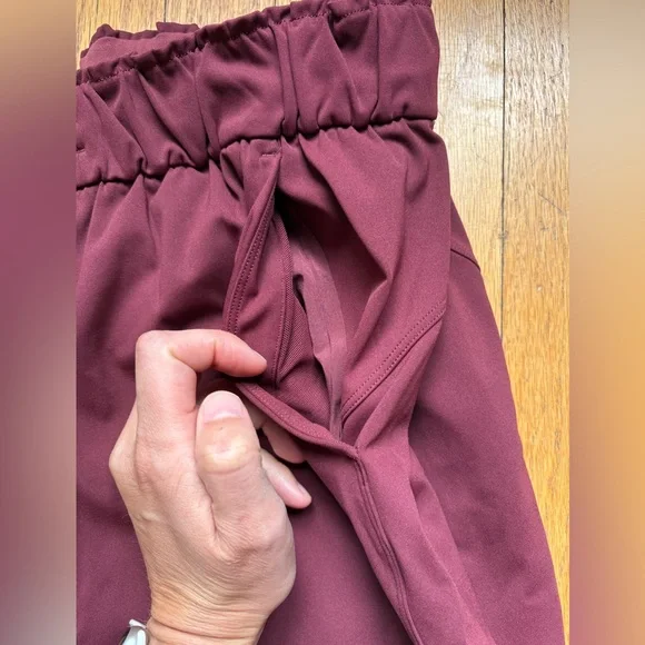 Lululemon keep moving pants - Picture 6 of 12